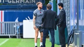 Sergio Ramos, en compagnie de ses dirigeants