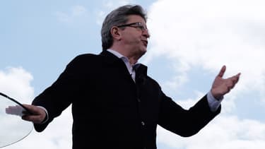 Jean-Luc Mélenchon rallie à sa cause les économistes hétérodoxes