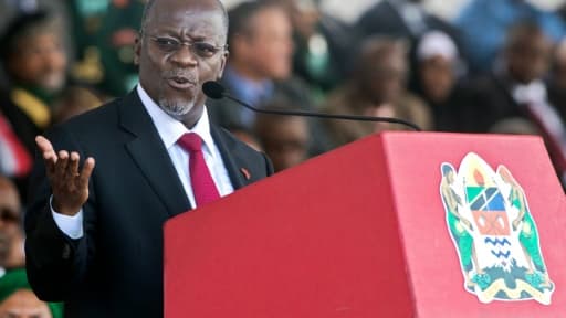 Le président tanzanien John Magufuli, à Dar es Salaam le 5 novembre 2015