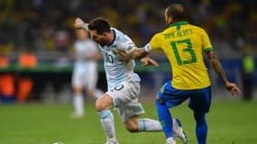 Lionel Messi et Daniel Alves, à Belo Horizonte le 2 juillet 2019