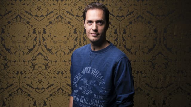 Grand Corps Malade lors de la promotion de l'album "La bande à Renaud"