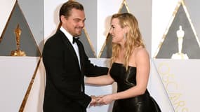 Leonardo DiCaprio et Kate Winslet lors de la cérémonie des Oscars en 2017
