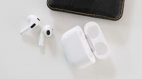 Les célèbres AirPods 3 voient leur prix dégringoler pendant les soldes