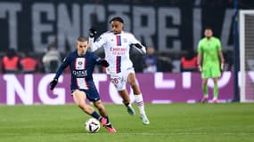 Bradley Barcola face au PSG, le 2 avril 2023.