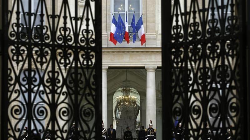 Nicolas Sarkozy s'est excusé auprès d'une policière pour un jet de bille et de tomate, dont son fils Louis pourrait être l'auteur, a-t-on appris dimanche de source policière. L'Elysée n'a pas souhaité commenter cette information. /Photo prise le 20 janvie