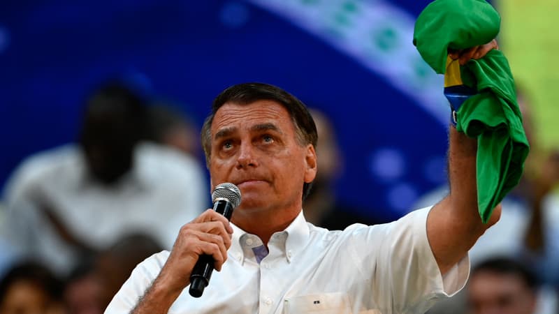 Brésil: Jair Bolsonaro lance sa candidature à la réélection