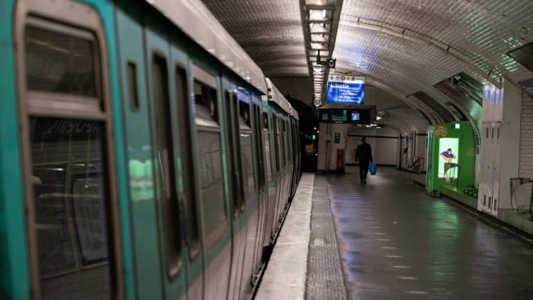 La fréquentation remonte dans les transports en commun d'Île-de-France, mais Catherine Guillouard, PDG de la RATP estime que le télétravail aura un impact durable sur l'usage de ces moyens de transport. 