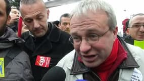 Jean-Pierre Mercier, délégué CGT à PSA Aulnay, lors d'une manifestation de Goodyear et PSA à Rueil-Malmaison, le 12 février