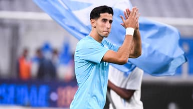Nayef Aguerd pendant un échauffement avant un match de l'OM en Ligue 1, le 12 septembre 2025