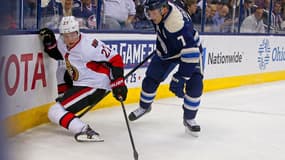 Curtis Lazar face à Jack Johnson 