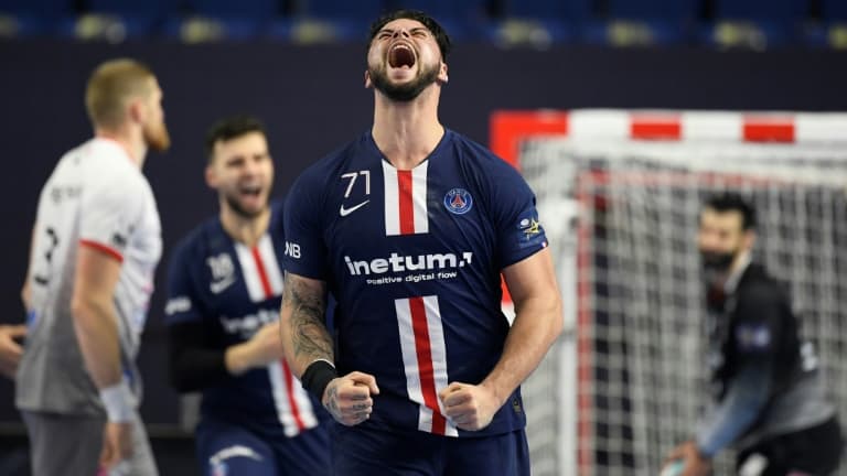 L'arrière du Paris-SG, Elohim Prandi, exulte après la victoire en petite finale de la Ligue des champions contre le club hongrois Telekom Veszprem, à Cologne, le 29 décembre 2020