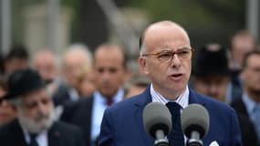 Le ministre de l'Intérieur, Bernard Cazeneuve à Versailles, dans les Yvelines, le 10 juin 2015