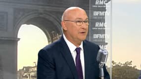 Michel Sapin est à nouveau ministre de l'Économie, après la démission du gouvernement d'Emmanuel Macron.