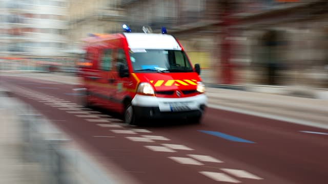 Le garçon a été découvert par sa mère chez lui.