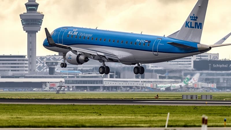KLM assure actuellement 5 vols quotidiens entre Amsterdam et la capitale belge, située à quelque 200 kilomètres.
