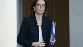 La ministre de la Transformation et de la Fonction publiques, Amélie de Montchalin, le 9 mars 2022 à la sortie du palais de l'Elysée.