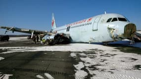 Un avion d'Air Canada a perdu son train d'atterrissage, alors qu'il approchait de la piste, à Halifax, au Canada, dimanche 29 mars. 