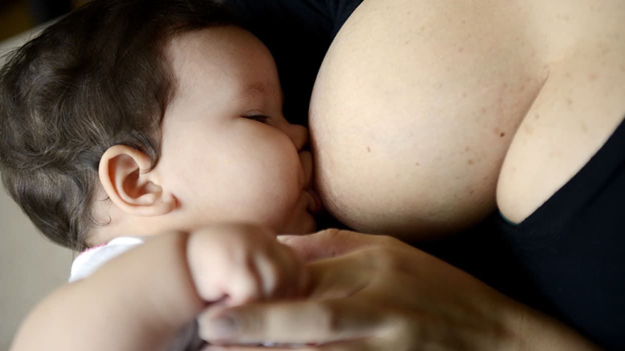 Une Elue Australienne Allaite Son Bebe Au Parlement Serait Ce Possible En France