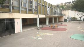 Marseille: un mur pour protéger une école des tirs à balles réelles?