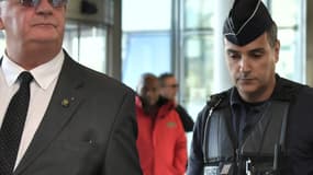 Jean-Marie Le Pen à son arrivée au tribunal de Nanterre, mercredi 05 octobre.