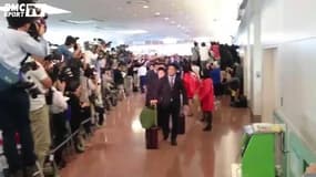 Rugby : les Japonais accueillis en héros à l’aéroport