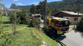 Un chalet a pris feu ce lundi 30 septembre 2024, dans la commune de Séranon (Alpes-Maritimes)