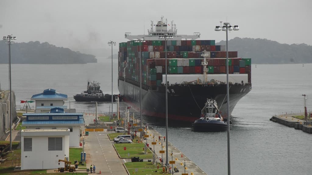 Malgré La Pandémie Et La Guerre Commerciale Le Canal De Panama Bat Son