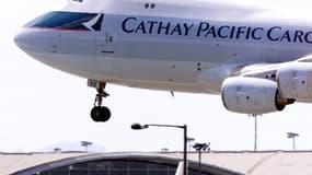 La compagnie hongkongaise Cathay Pacific suspend ses vols au-dessus de l'Iran et de la mer Caspienne après une alerte de sécurité au sujet des tirs de missiles russes vers la Syrie