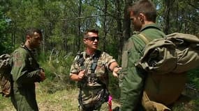 Armée: caméra embarquée lors d'un exercice de survie avec des soldats français