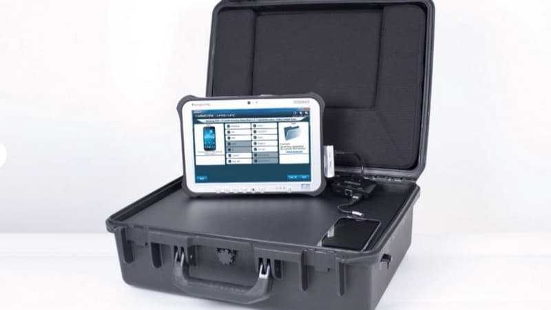 La mallette UFED Touch de Cellebrite.