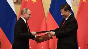 Vladimir Poutine en compagnie de Xi Jinping, en juin 2018 