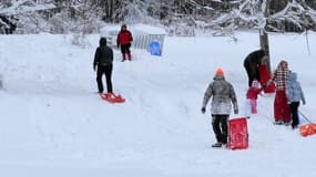 L'enfant a fait une chute de près de 300 mètres.