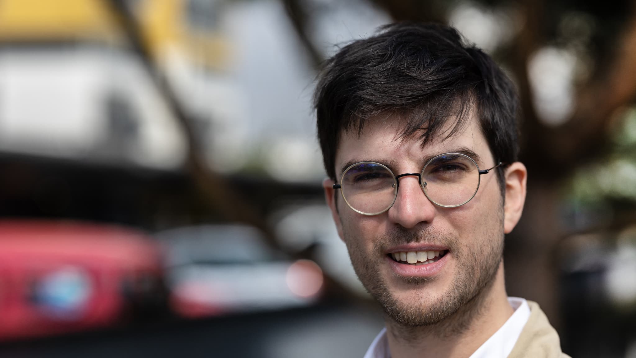 MILITANTS LFI AGRESSÉS À BREST: LE DÉPUTÉ PIERRE-YVES CADALEN DÉNONCE UN ACTE "POLITIQUE ET HOMOPHOBE"
