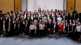 Les médaillés français aux JO 2021 lors de la réception à l'Elysée