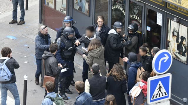 Alexandre Benalla et Vincent Crase ont été filmé en train de molester le couple place de la Contrescarpe à Paris.