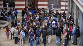 Cour de lycée - Photo d'illustration