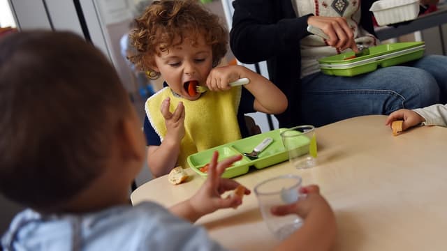 À l'heure de la rentrée, la garde d'enfants reste souvent un casse-tête pour les parents de nourrissons ou de jeunes enfants
