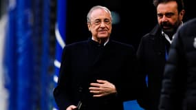 Florentino Perez lors du quart de finale aller de la Ligue des champions entre Chelsea et le Real Madrid (0-2), le 18 avril 2023 à Stamford Bridge