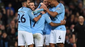 Raheem Sterling fêté par ses coéquipiers