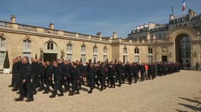 Les sapeurs-pompiers à l'Elysée 