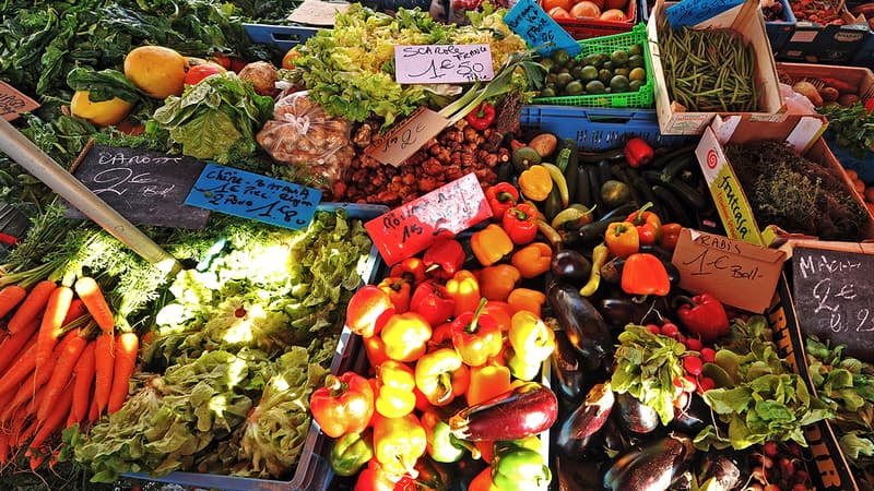 Les personnes âgées cuisinent beaucoup de produits frais, selon une étude commandée par l'Institut du bien vieillir Korian. (Photo d'illustration)