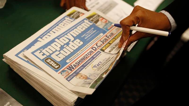 Le taux de chômage a chuté de manière inattendue en septembre aux Etats-Unis à 7,8%, à son plus bas niveau depuis presque quatre ans, malgré des créations d'emploi conformes aux attentes. /Photo d'archives/REUTERS/Jason Reed