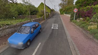 L'entrée de la zone 30 de la ville de Charentilly (Indre-et-Loire).