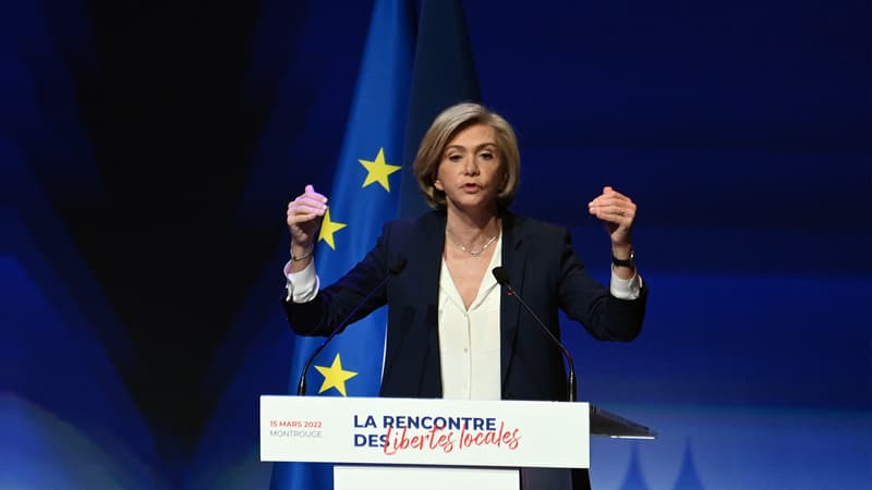 Valérie Pécresse à Paris le 15 mars 2022