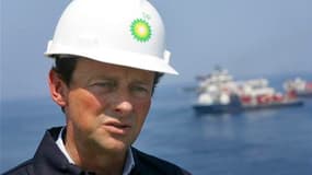 Selon le directeur général de BP, Tony Hayward, les compagnies pétrolières doivent prendre des mesures pour améliorer la sécurité des puits en mer et la marée noire dans le golfe du Mexique doit les inciter à repenser leurs procédures pour éviter de nouve