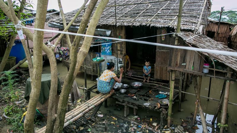Le pont de l'espoir pour les bidonvilles de Rangoun