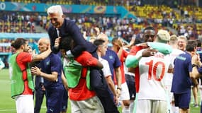 La joie du sélectionneur bosniaque de la Suisse, Vladimir Petkovic, après la victoire aux tirs au but (3-3, 5-4 a.p.) face à la France, lors du 8e de finale de l'Euro 2020, le 28 juin 2021 à Bucarest