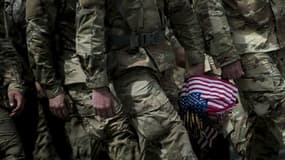 Des soldats américains lors d'une cérémonie en mai 2017 au cimetière national d'Arlington, en Virginie (photo d'illustration)