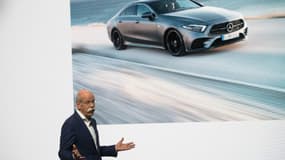 Le groupe allemand Daimler, dirigé par Dieter Zetsche, est soupçonné d'utiliser des logiciels truqueurs sur ces moteurs.