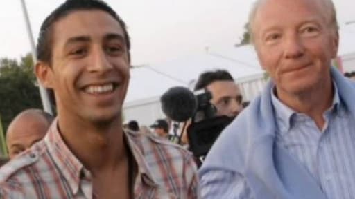 Amine Benalia-Brouch, le 5 septembre 2009, aux côtés de Brice Hortefeux.